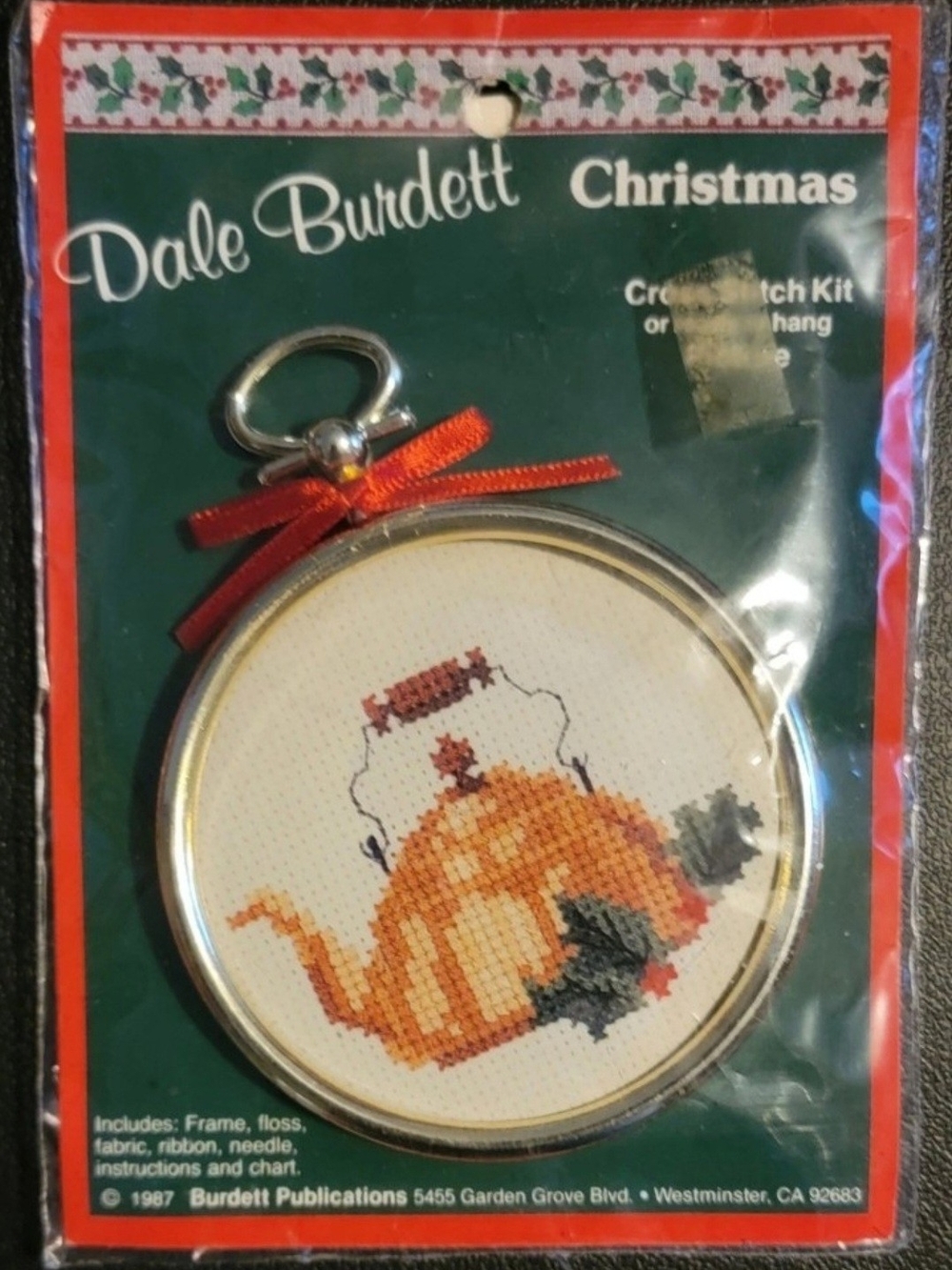 Dale Burdett Christmas Copper Kettle CCM733 Cross Stitch Ornament Kit Vintage 87